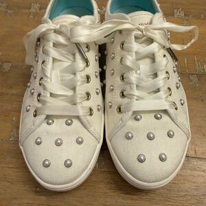 kate spade White Canvas Pearl-Stud Sneakers